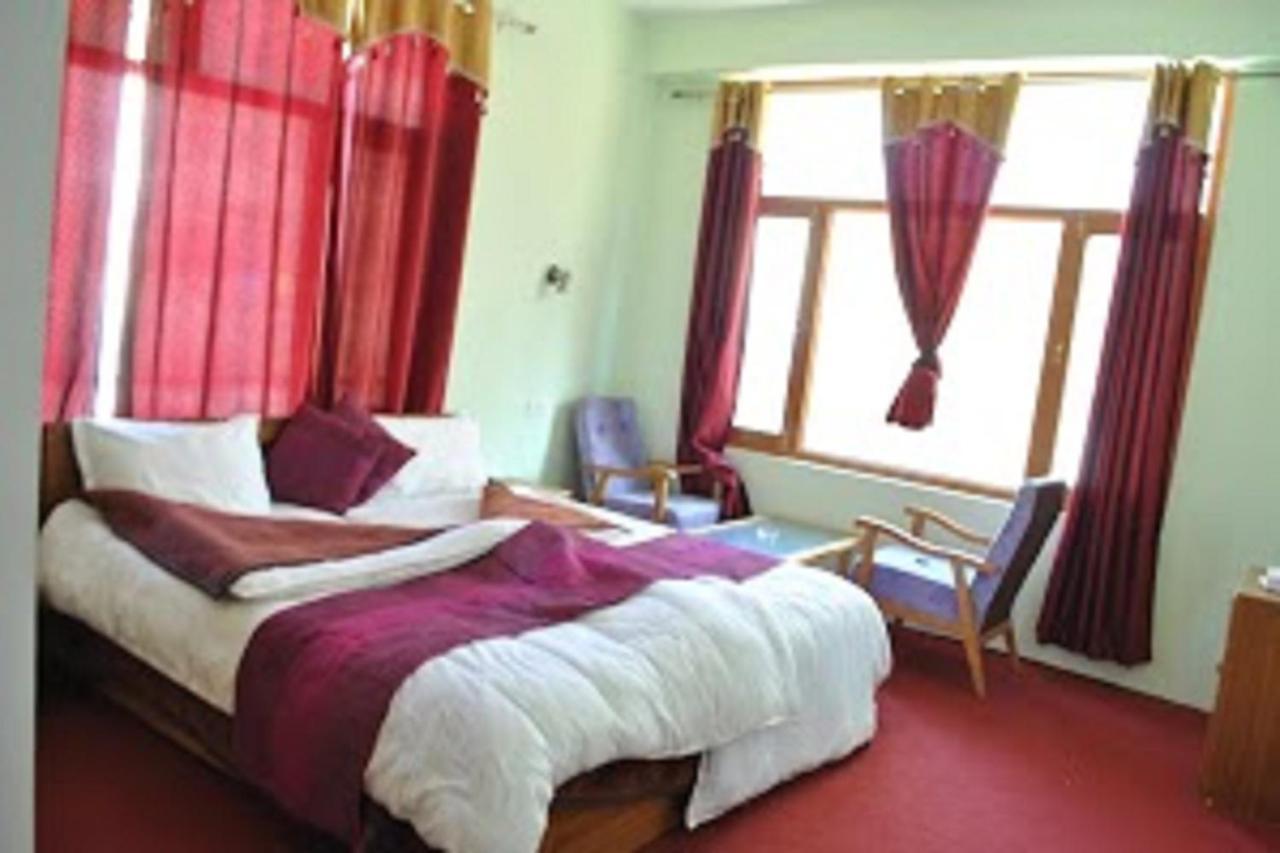 Hotel Suru View Kargil Eksteriør billede